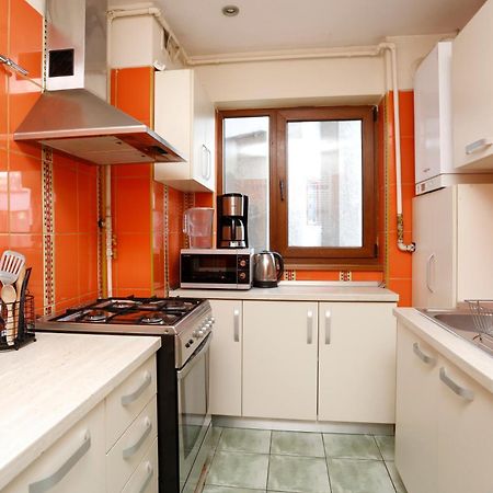 Peaceful Getaway - Generous 3-Bedroom Sanctuary - Close To Historic Old Town Bukareszt Zewnętrze zdjęcie